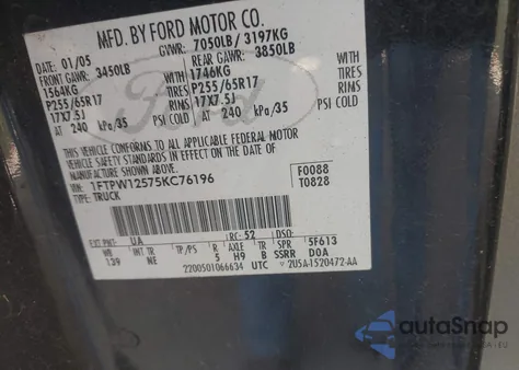 2005 Ford F-150 Lariat/Xlt z USA, uszkodzony, nr VIN 1FTPW12575KC76196